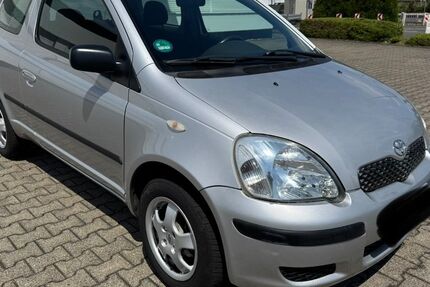 Toyota Yaris 216.530 km 1.000 &euro; Krefeld 47809