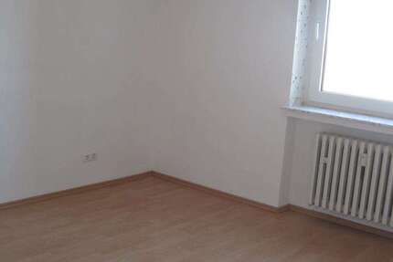 Wohnung Gelsenkirchen Hassel - 4 Zimmer, 62 m&sup2;, 439&euro; | Angebot:27147612