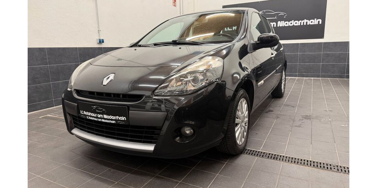 Renault Clio 96.842 km 4.490 &euro; Moers 47441