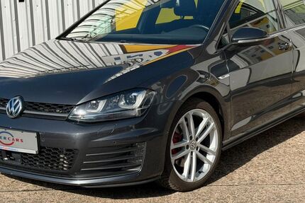 VW Golf 127.000 km 16.900 &euro; Krefeld 47799