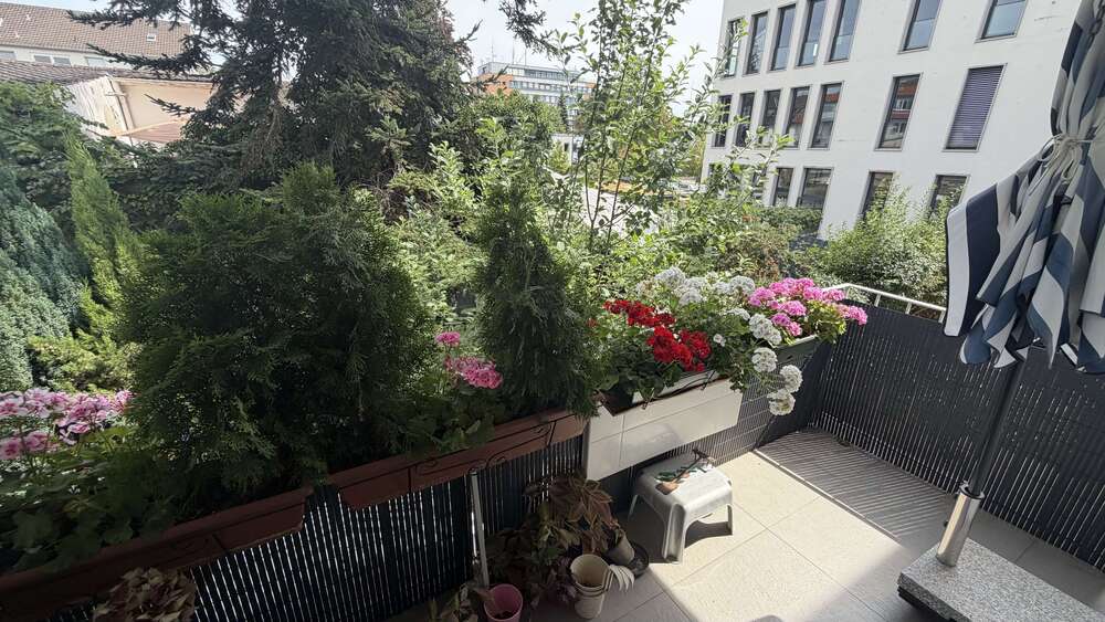 Etagenwohnung Krefeld Cracau - 3 Zimmer, 83 m&sup2;, 789&euro; | Angebot:27308967