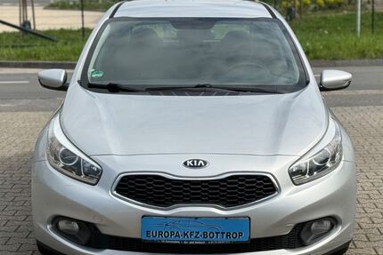 Kia ceed / Ceed 200.000 km 4.999 &euro; Bottrop 46238