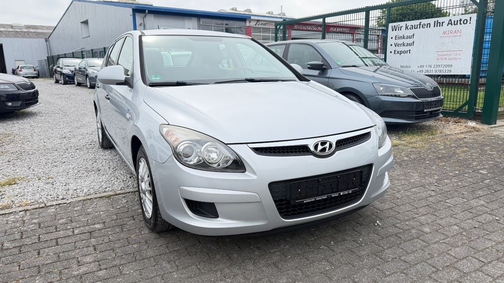 Hyundai i30 189.000 km 2.500 &euro; Geldern 47608