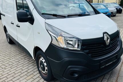 Renault Trafic 110.000 km 12.480 &euro; XANTEN 46509