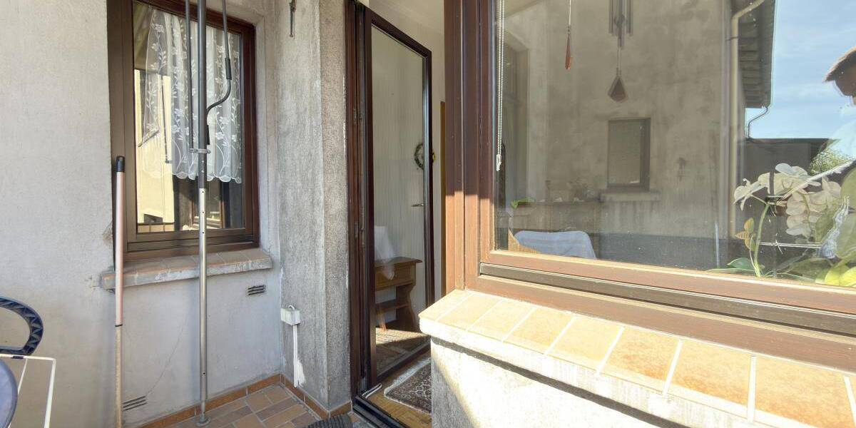 Etagenwohnung Oberhausen Altstadt-Süd - 6 Zimmer, 180 m&sup2;, 2.100&euro; | Angebot:26190385