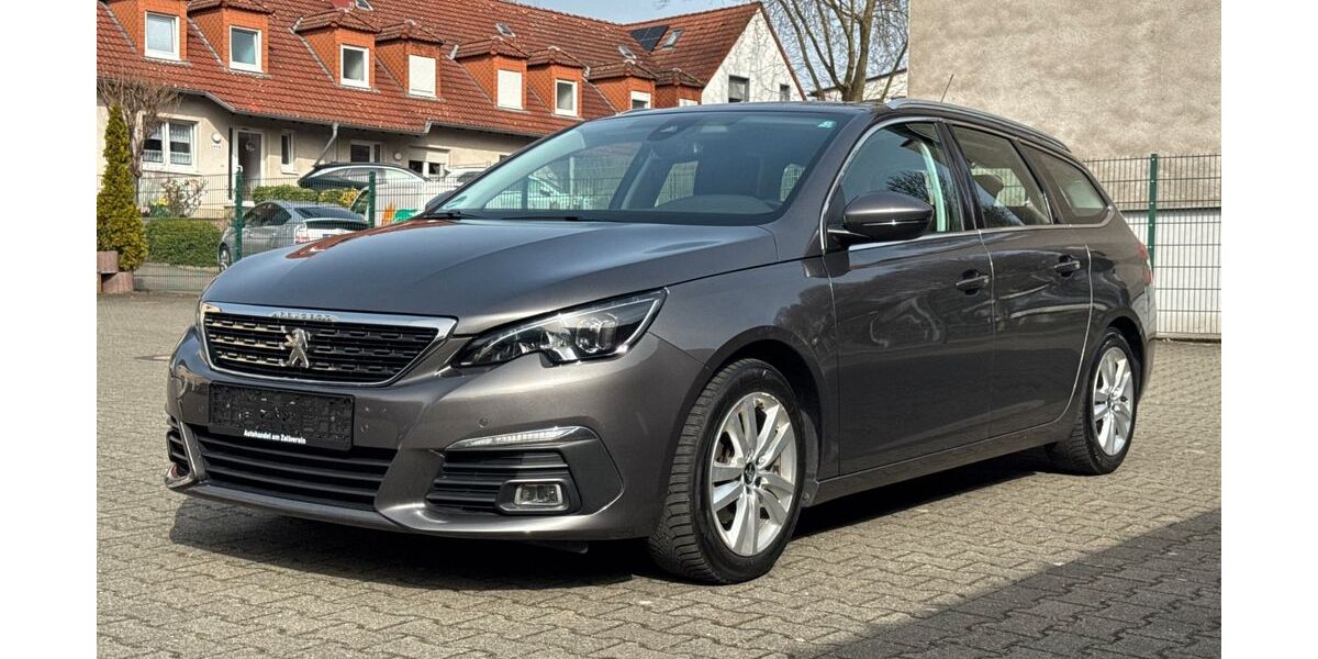 Peugeot 308 124.300 km 9.490 &euro; Essen 45327