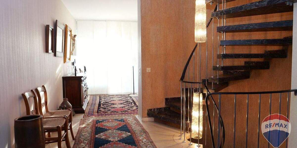 Einfamilienhaus Dinslaken Innenstadt - 8 Zimmer, 240 m&sup2;, 698.000&euro; | Angebot:25730854