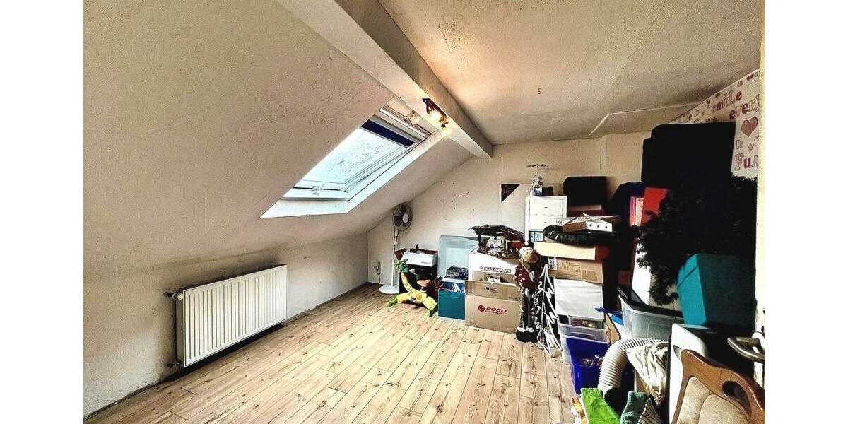 Mehrfamilienhaus, Wohnhaus Krefeld Uerdingen - 6 Zimmer, 145 m&sup2;, 259.000&euro; | Angebot:25692546