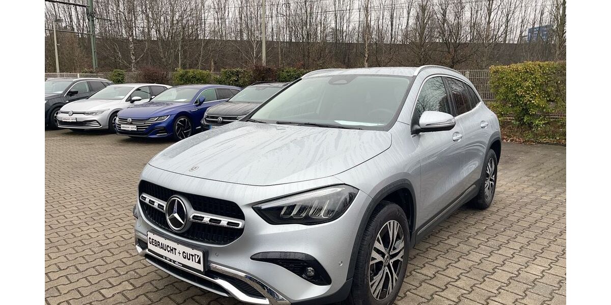 Mercedes-Benz GLA 250 12.270 km 35.450 &euro; Duisburg 47178