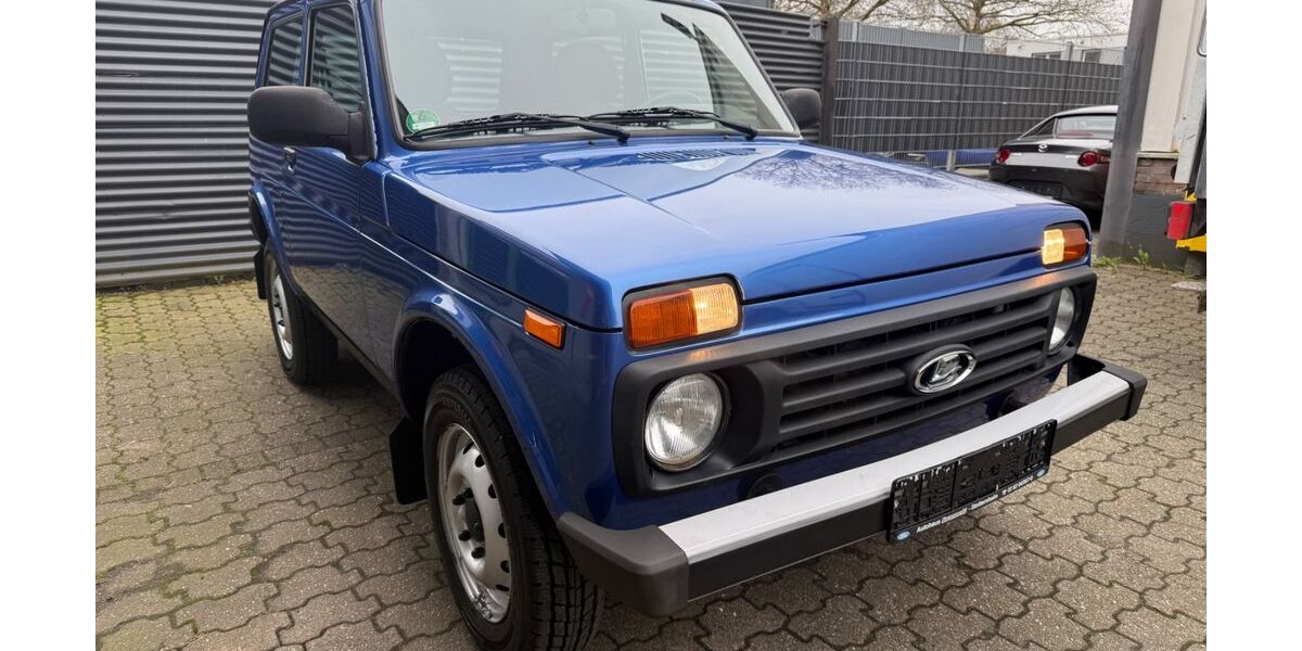 Lada Niva 4.500 km 13.490 &euro; Essen 45356