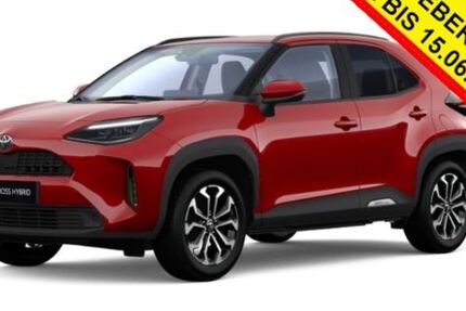Toyota Yaris Cross 2.451 km 28.480 &euro; Moers 47441