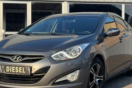 Hyundai i40 336.000 km 4.500 &euro; Voerde 46562