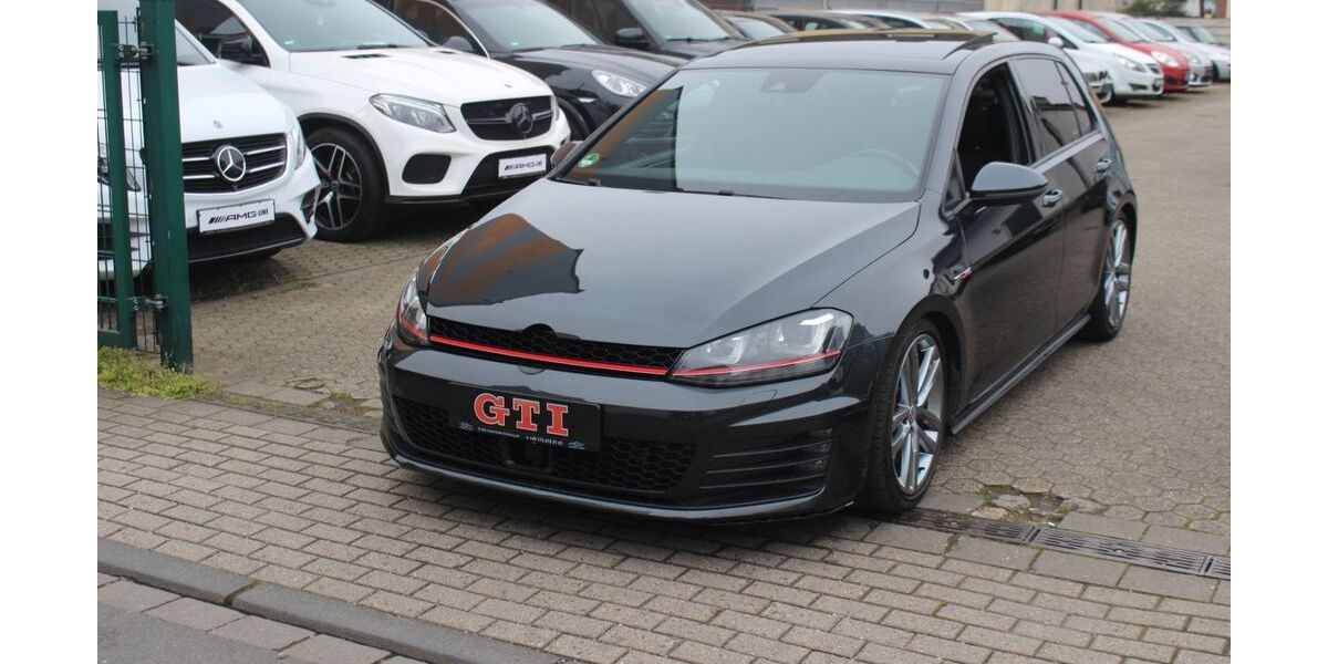 VW Golf 119.000 km 18.850 &euro; Duisburg 47139
