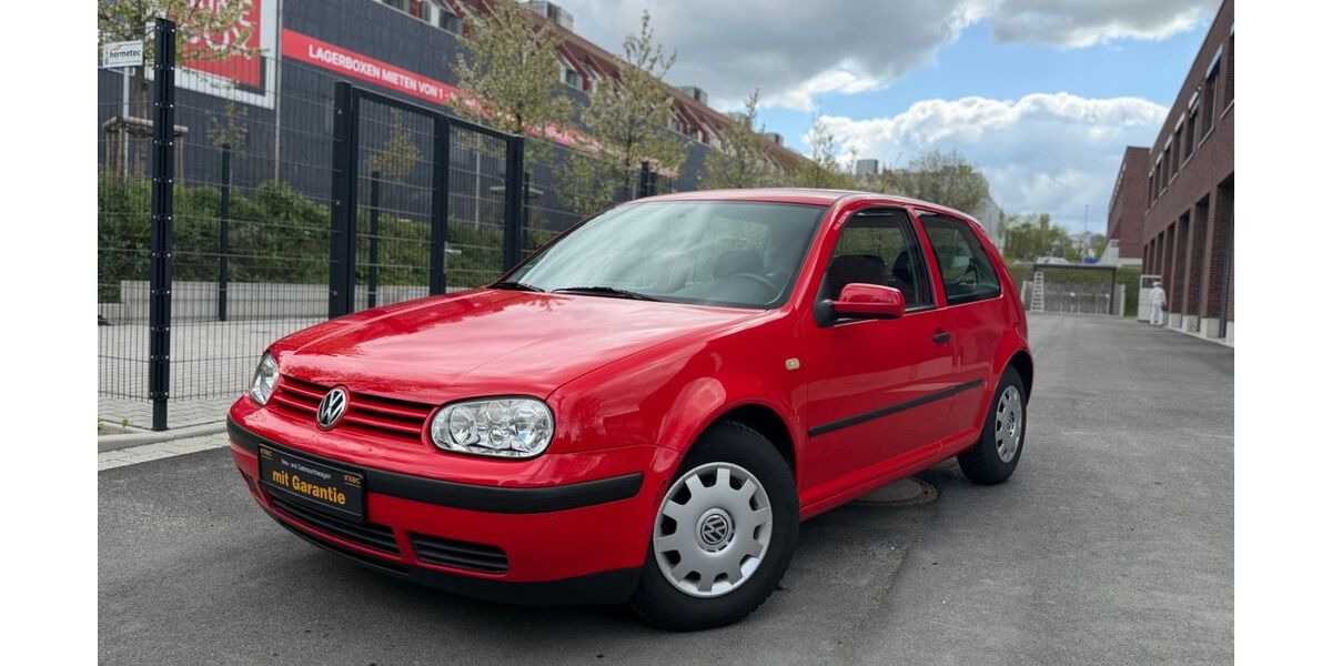 VW Golf 48.255 km 3.000 &euro; Essen 45145
