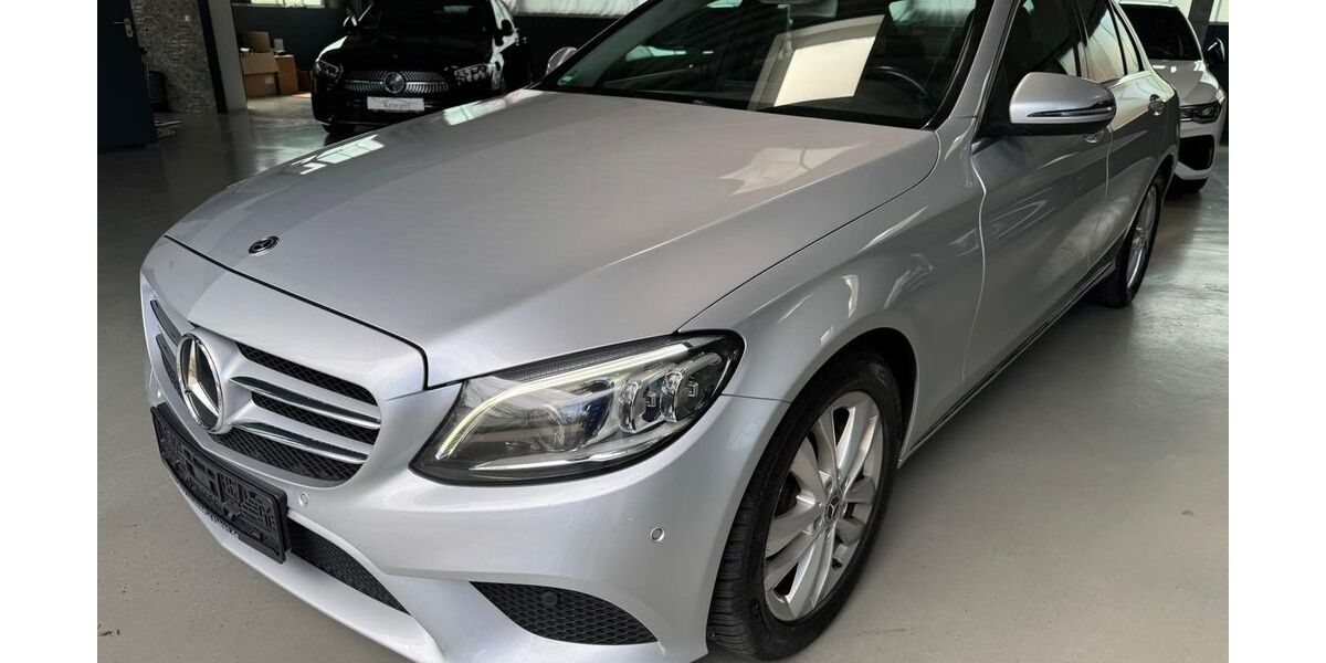 Mercedes-Benz C 200 228.250 km 18.970 &euro; Bottrop 46244