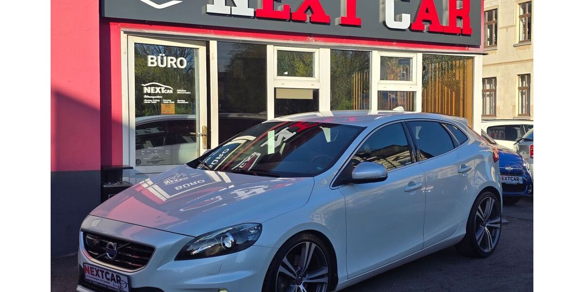 Volvo V40 140.000 km 16.999 &euro; Mülheim an der Ruhr 45476