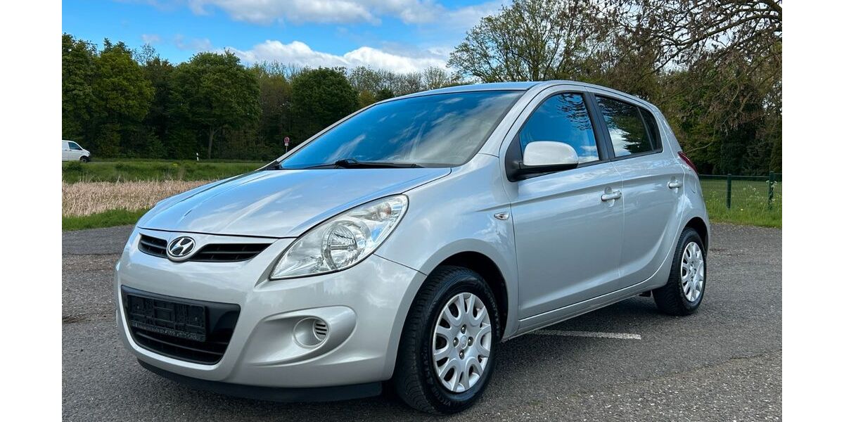 Hyundai i20 212.200 km 1.990 &euro; Neukirchen-Vluyn 47506