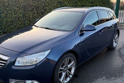 Opel Insignia 140.100 km 6.900 &euro; Kamp-Lintfort 47475