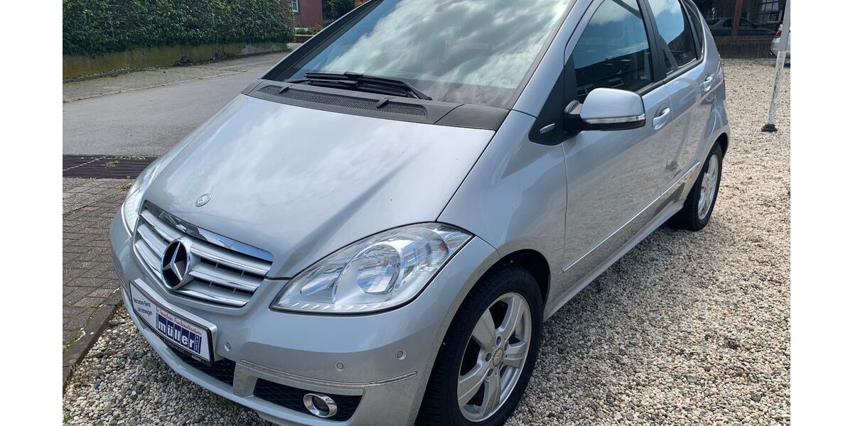 Mercedes-Benz A 160 59.061 km 8.990 &euro; Issum/Ortsteil Oermten 47661