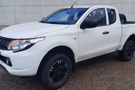 Mitsubishi L200 124.346 km 14.500 &euro; Geldern 47608