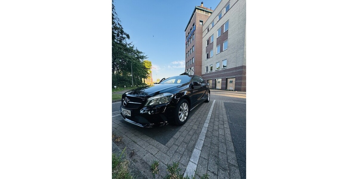 Mercedes-Benz A 180 126.065 km 14.900 &euro; Geldern 47608