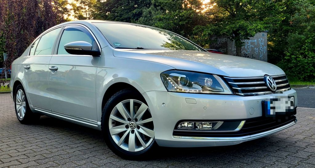 VW Passat 241.362 km 4.999 &euro; Dorsten 46284