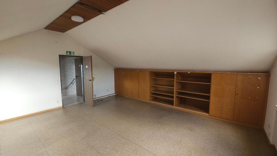 Gewerbeobjekt Neukirchen-Vluyn Vluyn - 2.200&euro; | Angebot:25958358