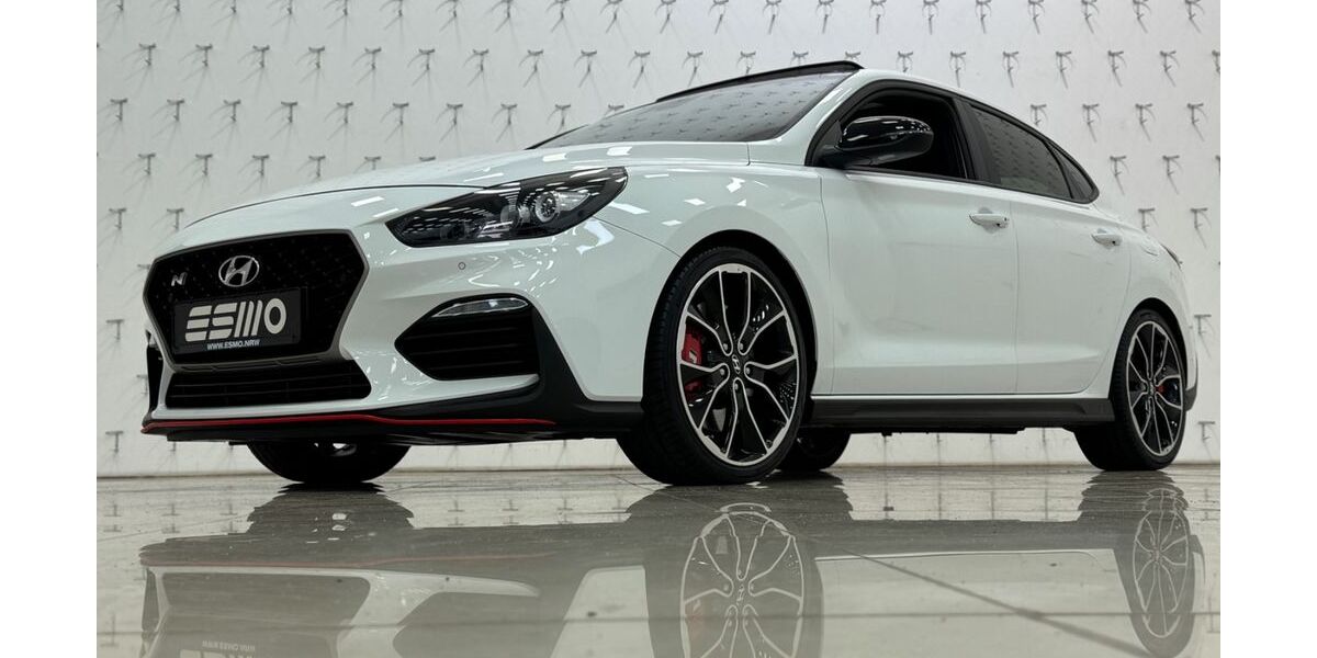 Hyundai i30 99.337 km 21.800 &euro; Oberhausen 46149