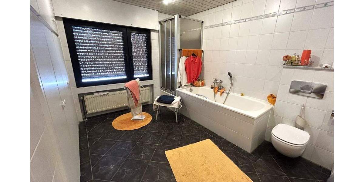 Doppelhaushälfte Duisburg Bergheim - 4 Zimmer, 130 m&sup2;, 409.000&euro; | Angebot:25686064