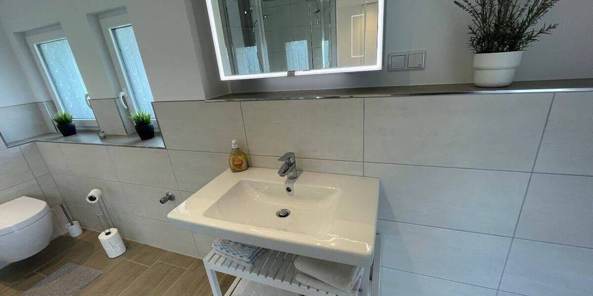 Etagenwohnung Duisburg Röttgersbach - 2 Zimmer, 82 m&sup2;, 698&euro; | Angebot:26572994