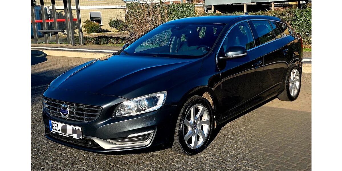 Volvo V60 274.000 km 6.499 &euro; Geldern 47608