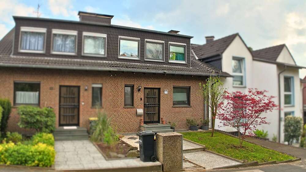 Einfamilienhaus Essen / Überruhr-Holthausen Holthausen - 3 Zimmer, 134 m&sup2;, 475.000&euro; | Angebot:26276730