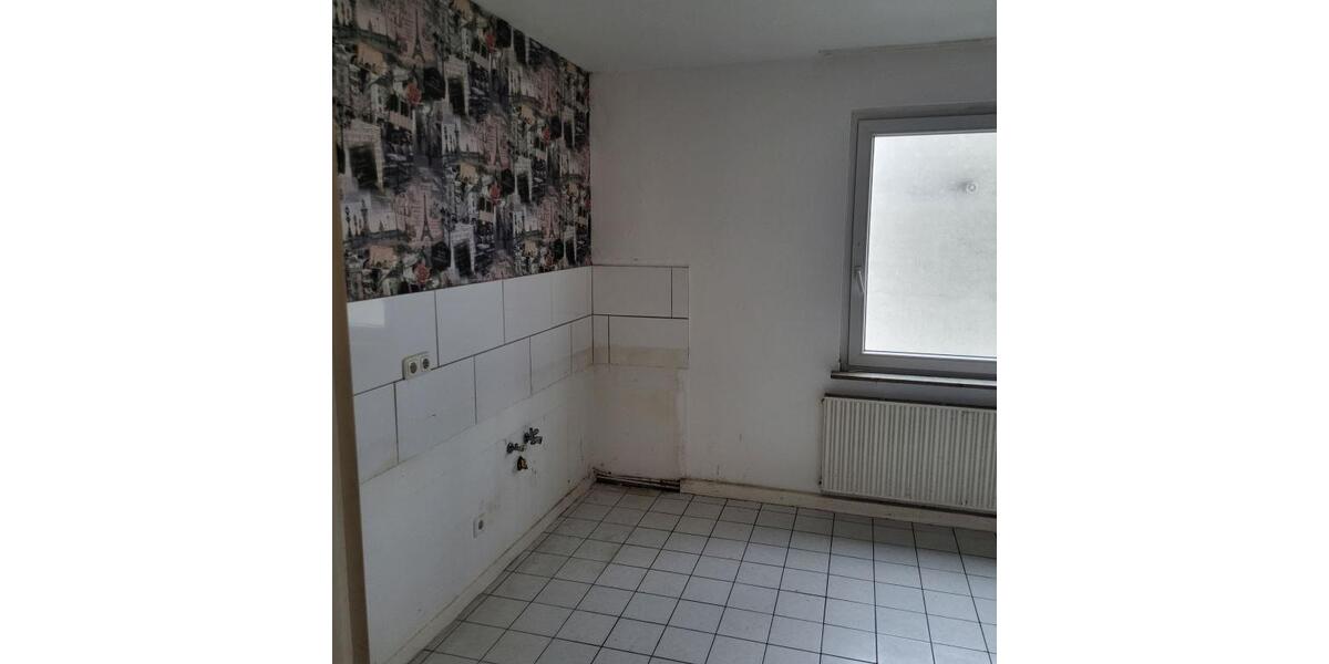 Etagenwohnung Duisburg Hamborn - 3 Zimmer, 80 m&sup2;, 480&euro; | Angebot:25990275