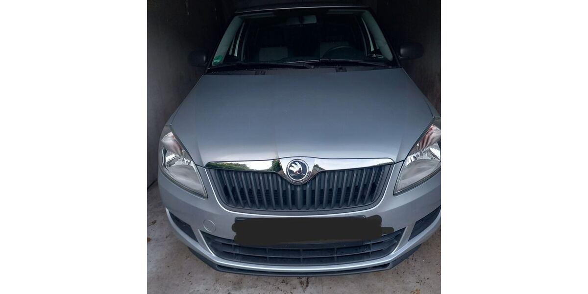 Skoda Fabia 98.354 km 3.990 &euro; Gelsenkirchen 45888