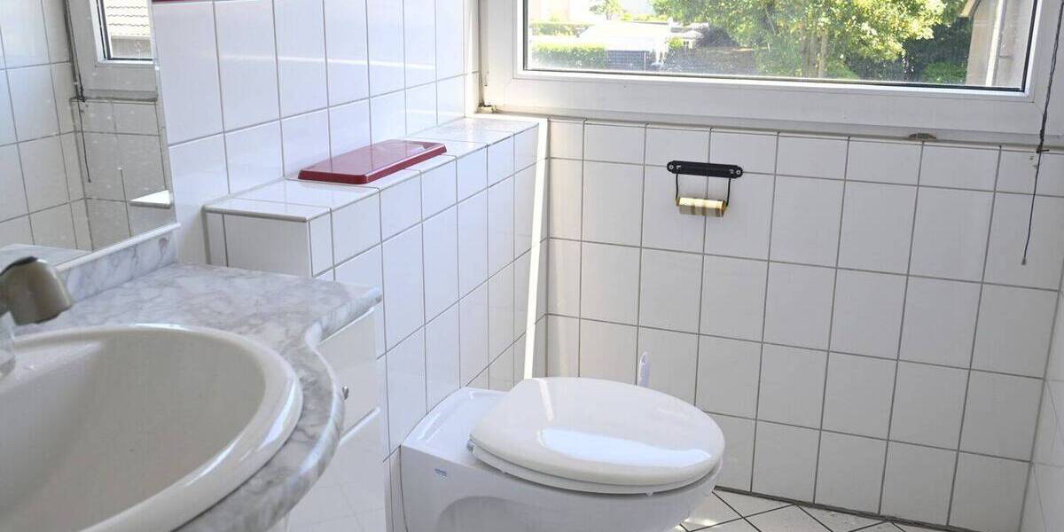 Etagenwohnung Essen Dellwig - 2 Zimmer, 86 m&sup2;, 220.000&euro; | Angebot:26730507