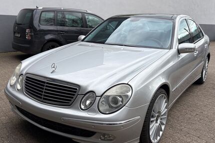 Mercedes-Benz E 240 194.486 km 7.000 &euro; Duisburg 47169