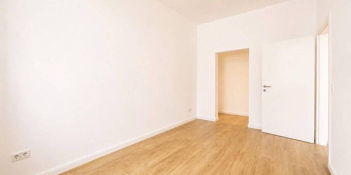 Etagenwohnung Krefeld Stadtmitte - 2 Zimmer, 65 m&sup2;, 770&euro; | Angebot:26729969