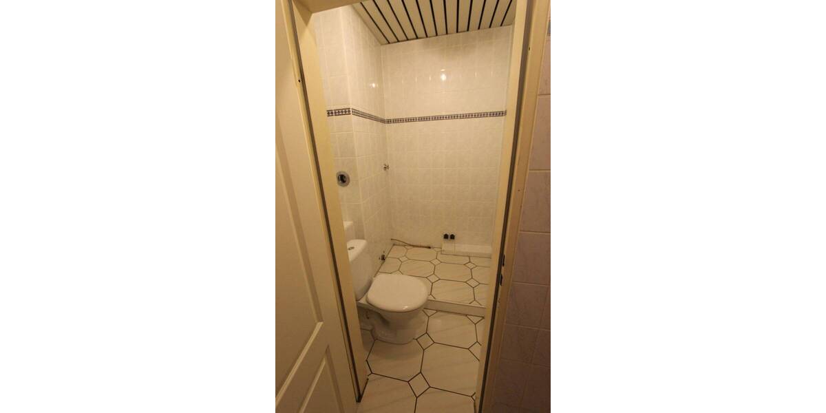 Gewerbeobjekt Krefeld Stadtmitte - 9 Zimmer, 187 m&sup2;, 1.300&euro; | Angebot:25997649