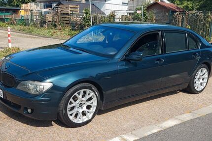 BMW 750 281.000 km 6.900 &euro; Marl 45768