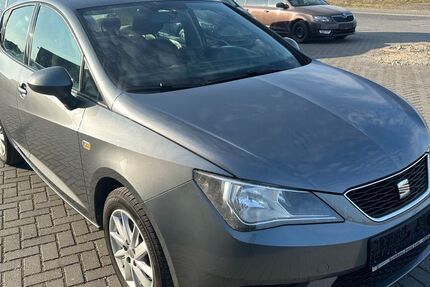 Seat Ibiza 98.000 km 5.980 &euro; XANTEN 46509