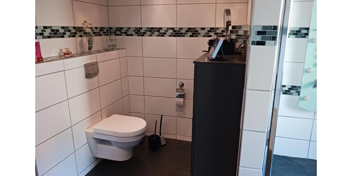 Erdgeschoßwohnung Gelsenkirchen Erle - 4 Zimmer, 120 m&sup2;, 240.000&euro; | Angebot:26780609