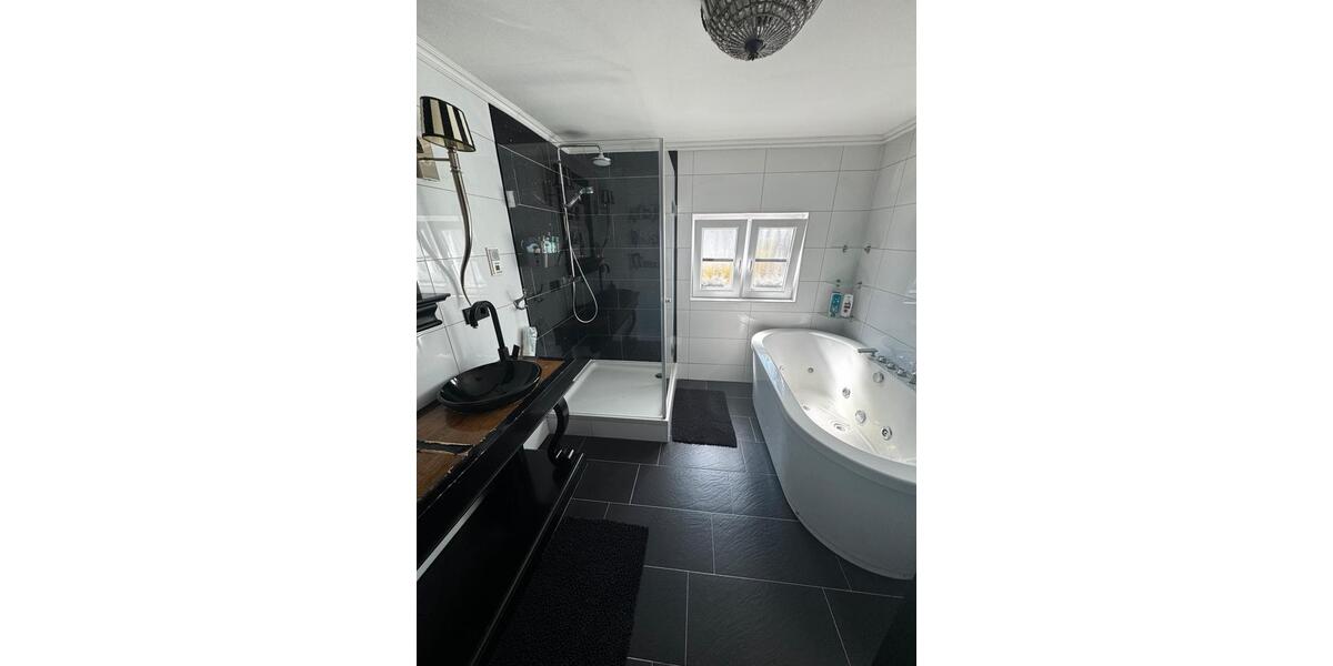 Doppelhaushälfte Duisburg Großenbaum - 5 Zimmer, 100 m&sup2;, 480.000&euro; | Angebot:25533059