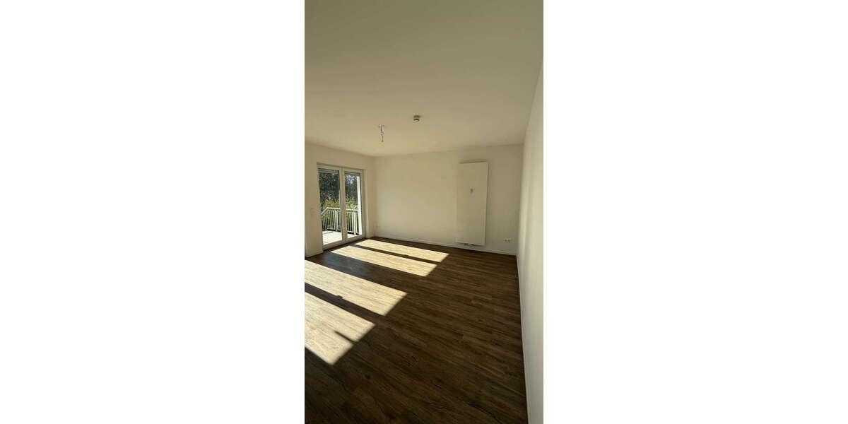 Etagenwohnung Duisburg Huckingen - 4 Zimmer, 118 m&sup2;, 1.650&euro; | Angebot:26290621