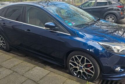 Ford Focus 115.000 km 6.500 &euro; Duisburg 47249
