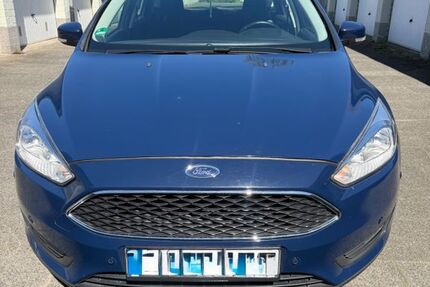 Ford Focus 132.000 km 6.800 &euro; Duisburg 47057