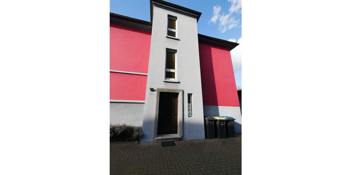 Etagenwohnung Gelsenkirchen Buer - 3 Zimmer, 83 m&sup2;, 565&euro; | Angebot:25747879