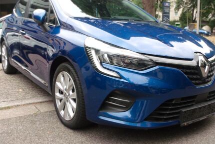 Renault Clio 93.500 km 12.300 &euro; Essen 45276