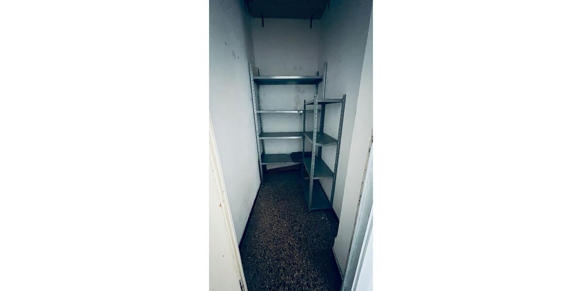 Etagenwohnung Krefeld - 2 Zimmer, 70 m&sup2;, 120.000&euro; | Angebot:24774574