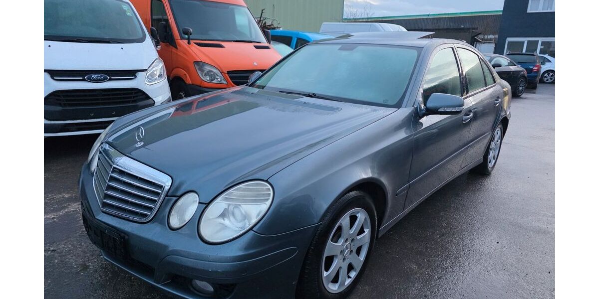 Mercedes-Benz E 200 379.000 km 2.600 &euro; Moers 47441