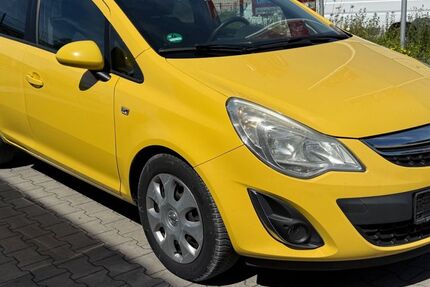 Opel Corsa 144.555 km 2.800 &euro; Gelsenkrichen 45884